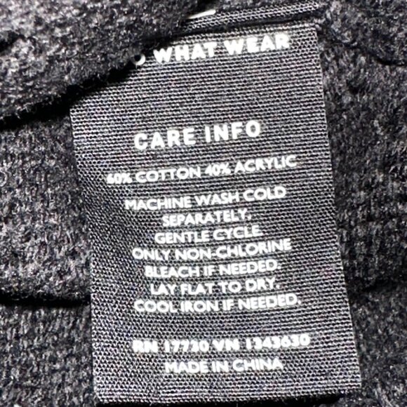 Knit  Sweater top with Ruffle Sleeves - Picture 5 of 5